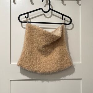 Good condition
Never worn! 
Material not itchy!